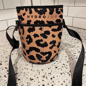 Hydro Jug Savannah Leopard Pro Sleeve